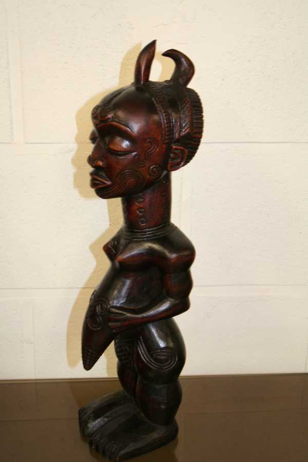 LULUA(Statue), d`afrique : R.D.du Congo, statuette LULUA(Statue), masque ancien africain LULUA(Statue), art du R.D.du Congo - Art Africain, collection privées Belgique. Statue africaine de la tribu des LULUA(Statue), provenant du R.D.du Congo,   1610: Statuette féminine d